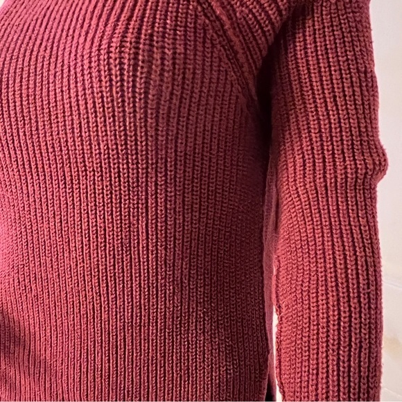 HOLLISTER Burgundy Sweater XS - Picture 5 of 9
